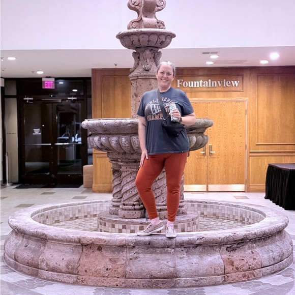 Meet your Posher, Natasha - Picture 4 of 4